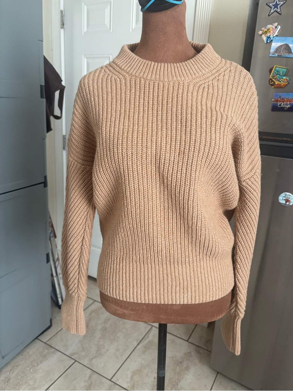 Madewell Ribbed Crewneck Sweater in Camel Beige